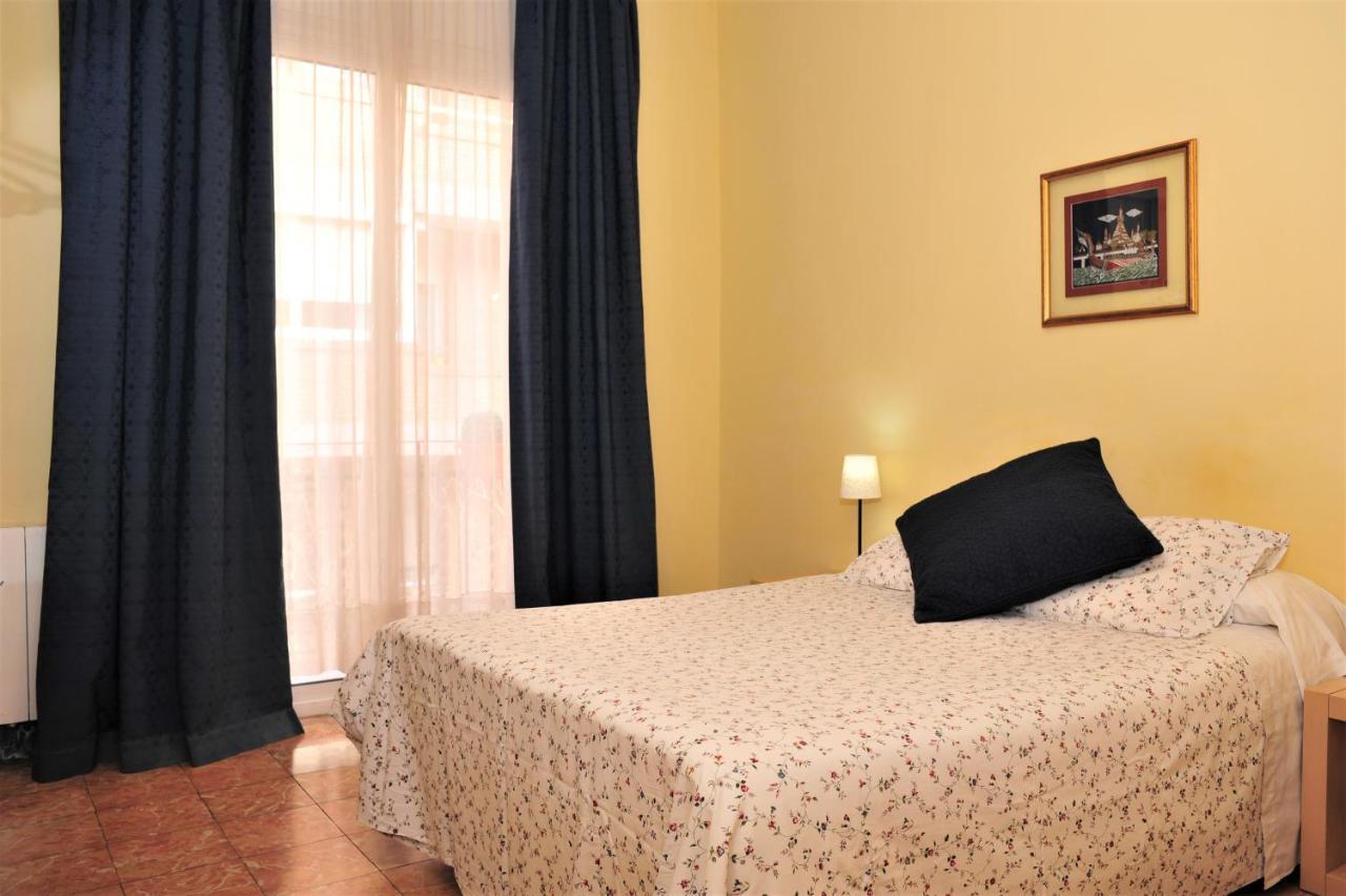 Hostal Bejar Barcelona Exterior photo